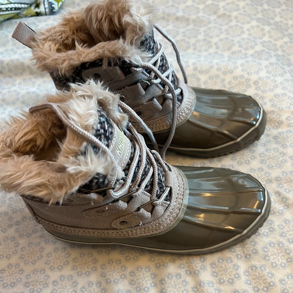 Khombu Women's Lola Snow Winter Boots